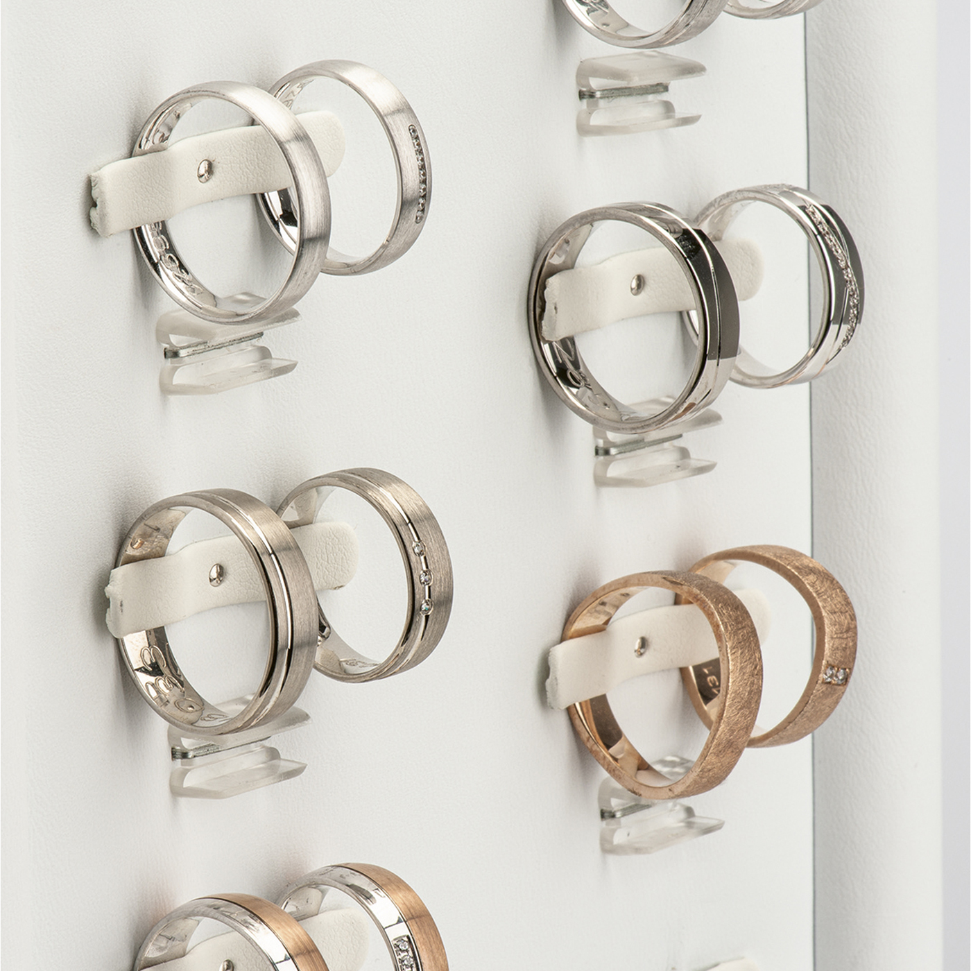 Trauringständer, weiß, 170 x 115 x 395 mm, für 17 Paare - 1 Stück