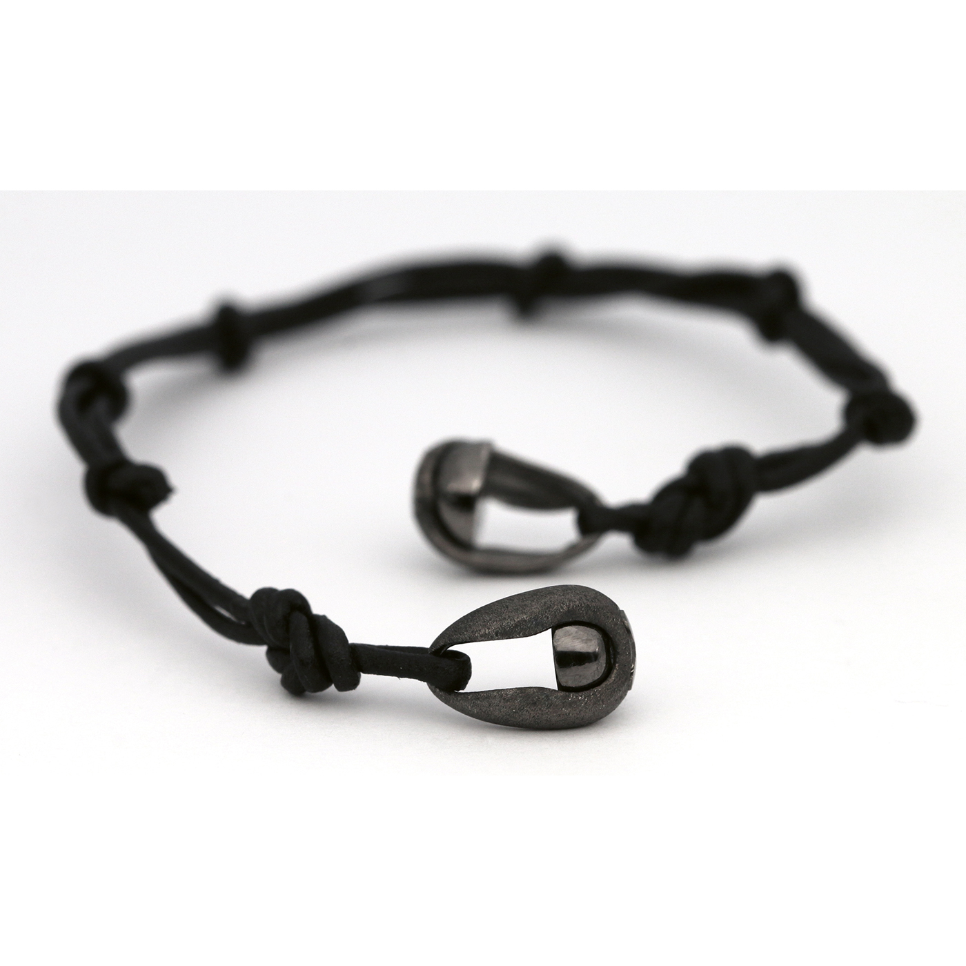 Langer Magnetschließen Magnetschließe "Infinity", 925 Ag schw. rhod., Kugel-ø 6 mm - 1 Stück Langer Magnetschließen Magnetschließe "Infinity", 925 Ag schw. rhod., Kugel-ø 6 mm - 1 Stück